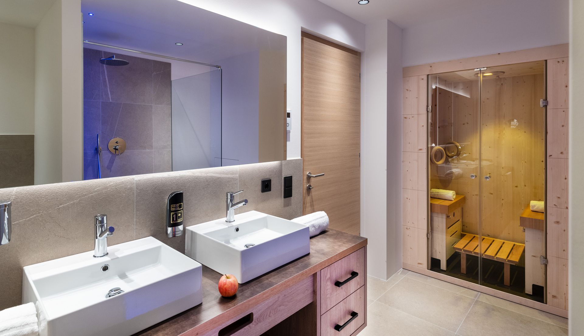 Junior Suite "Braeburn" - Hydrosoft Sauna
